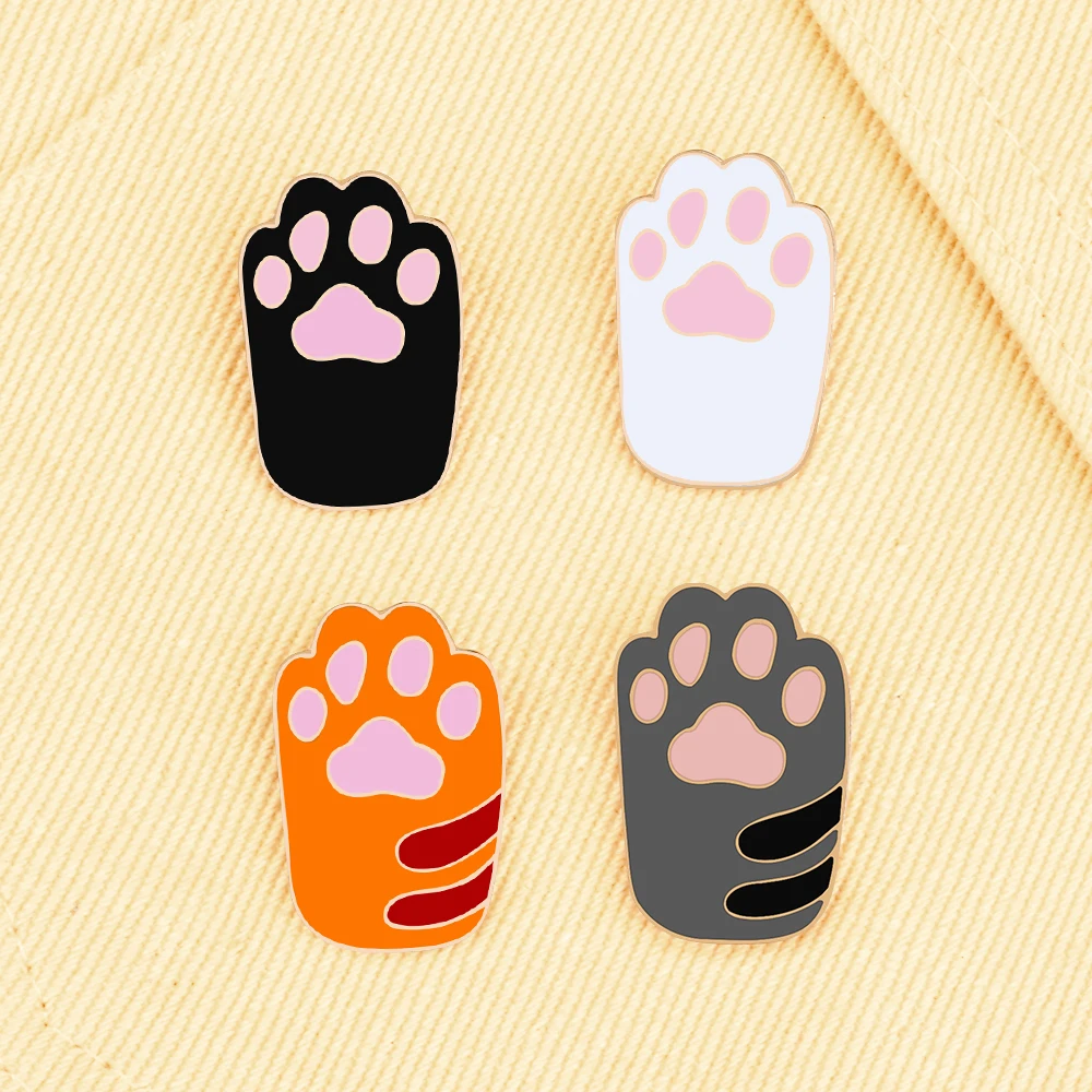 Women Kawaii Brooches Pins Badges Cute Dog Paw Pet Cat Claw Enamel Pin Girls Kids Animal Icon Jewelry Accessories Gift Wholesale