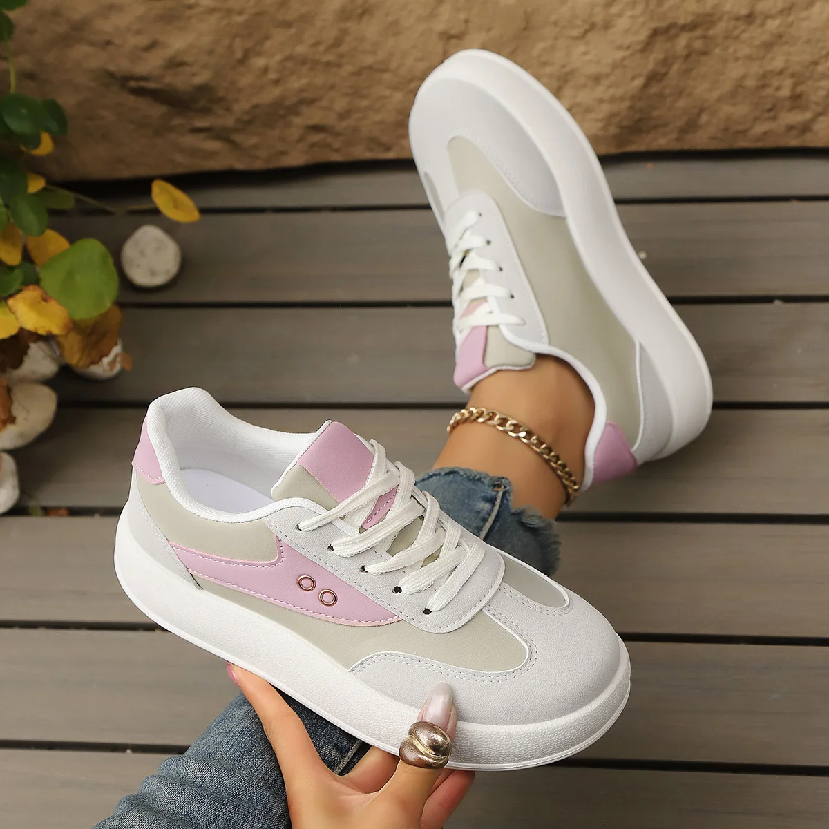 2026 women's thick soled height increasing dad shoelaces versatile fashion sports and leisure white shoes outdoor running shoes