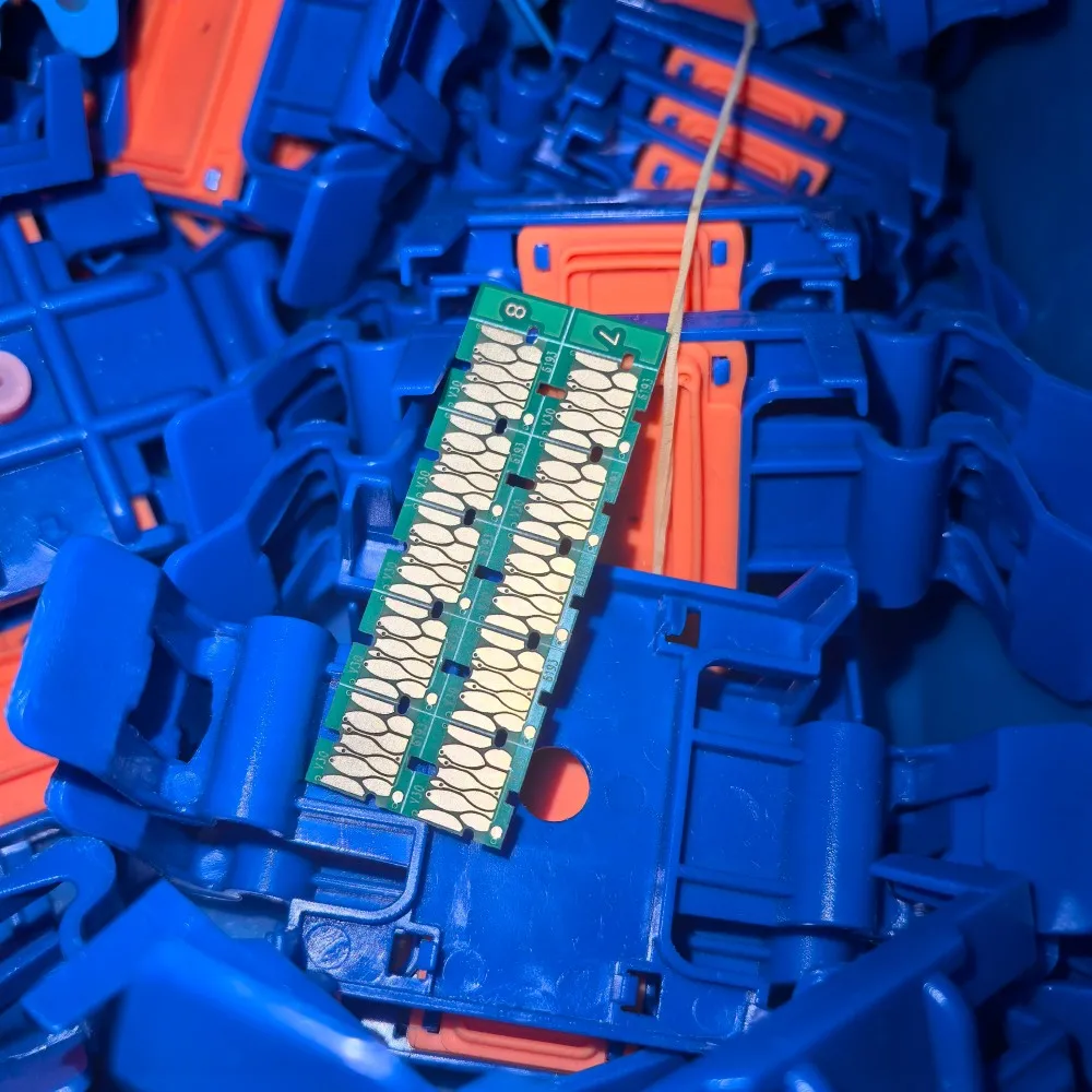 

T6193 6193 Maintenance Tank Chip For EPSON Sure Color T3200 T5200 T7200 T3000 T5000 T7000 Plotter Printer parts