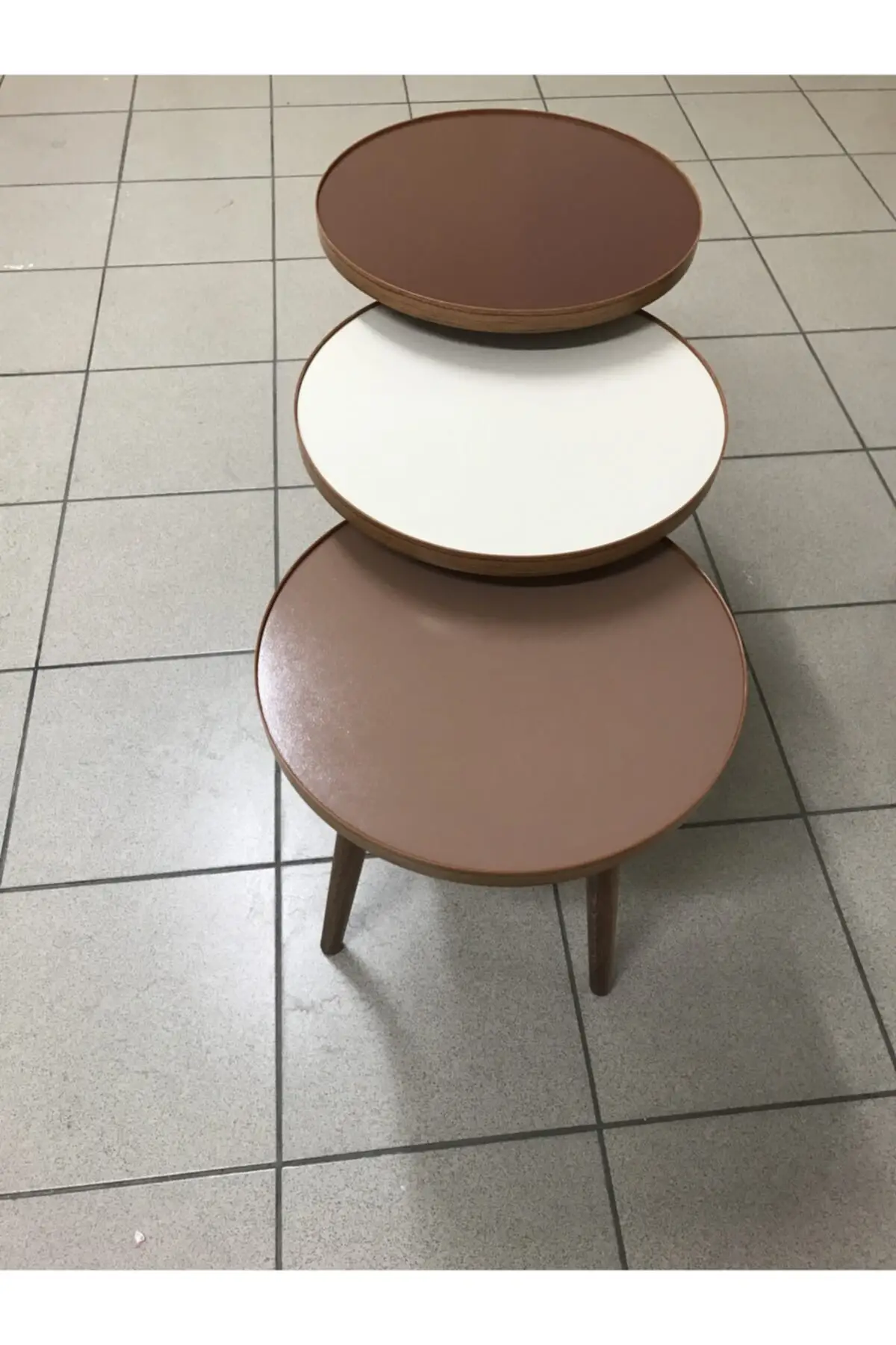 Table basse de 3 pouces Zigon, meuble pour le café