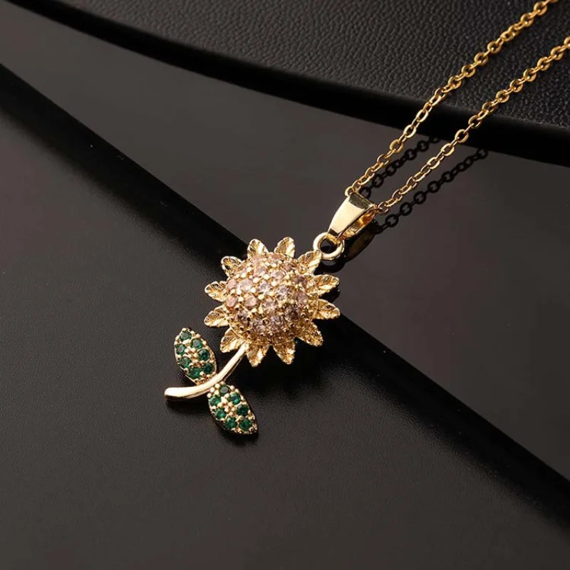 

Sunflower pendant gold-plated copper zircon colored titanium steel chain sunflower necklace A17