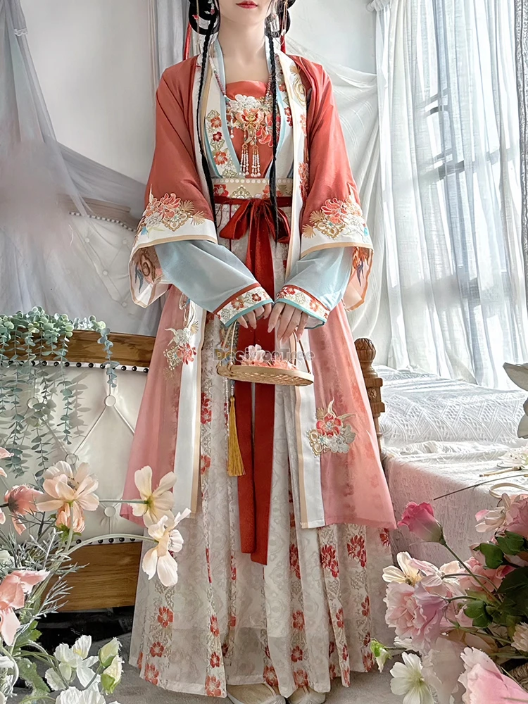 

2024 song dynasty improved embroideried casual daily hanfu retro fairy waistband strapless dress long coat women cosplay suit