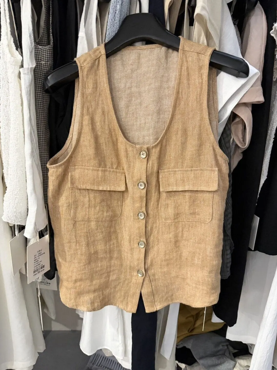 Fashionable Multi-Pocket U-Neck Sleeveless Women's Vest Top Summer 2026 New Style Commute Wind Outerwear Standard Fit