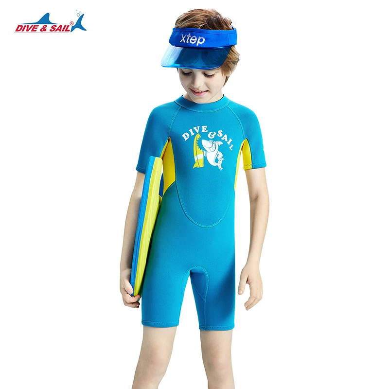 

Wetsuit for Kids - 2.5mm Neoprene Shorty Sleeve UV Protection Thermal Swimsuits in Cold Water Back Zip for Surfing, Swimming