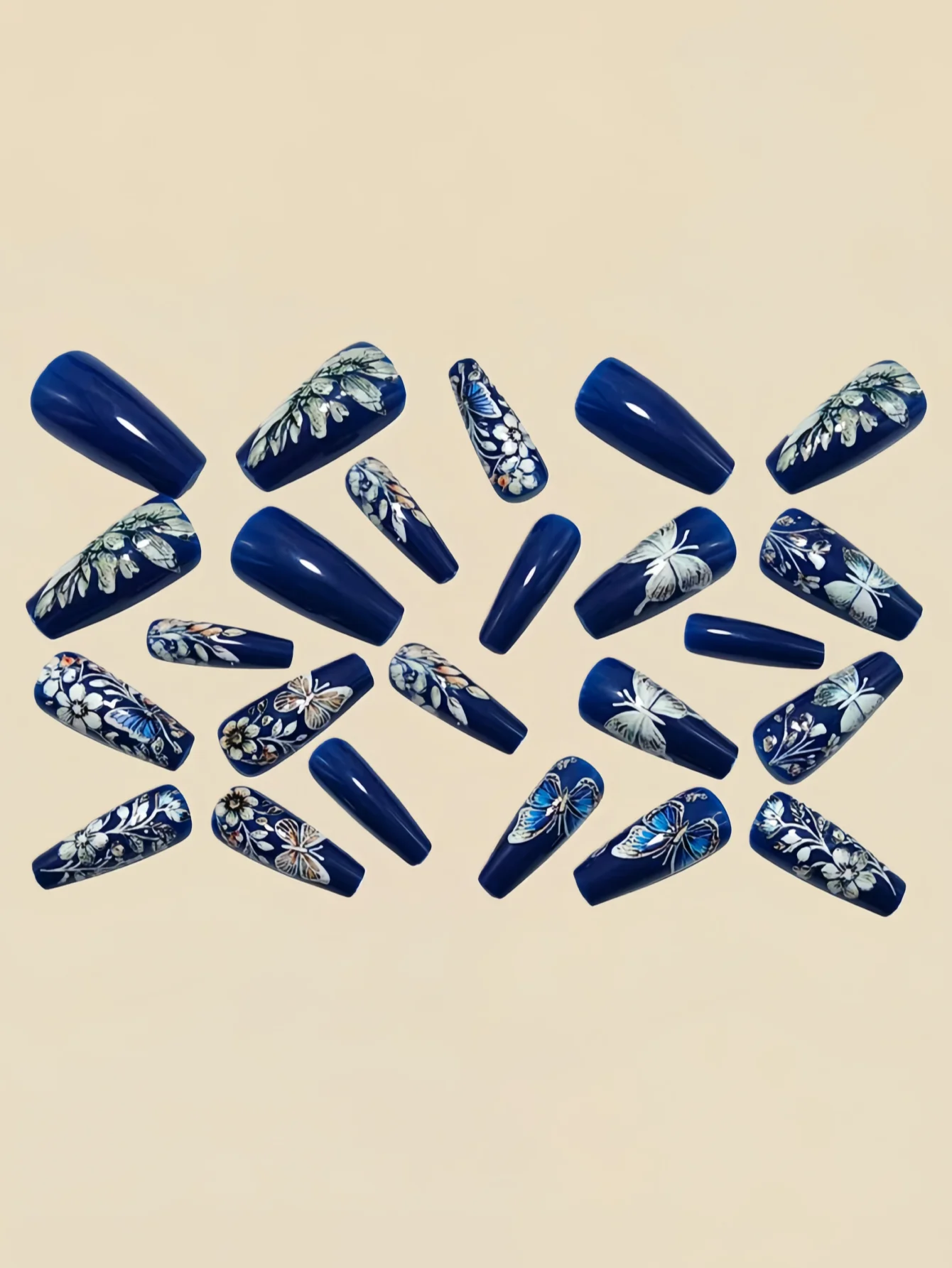 24 pezzi di farfalla tridimensionale in rilievo, fiore, stella, luna, motivo a foglie. Unghie finte lunghe a forma di balletto per nail art.