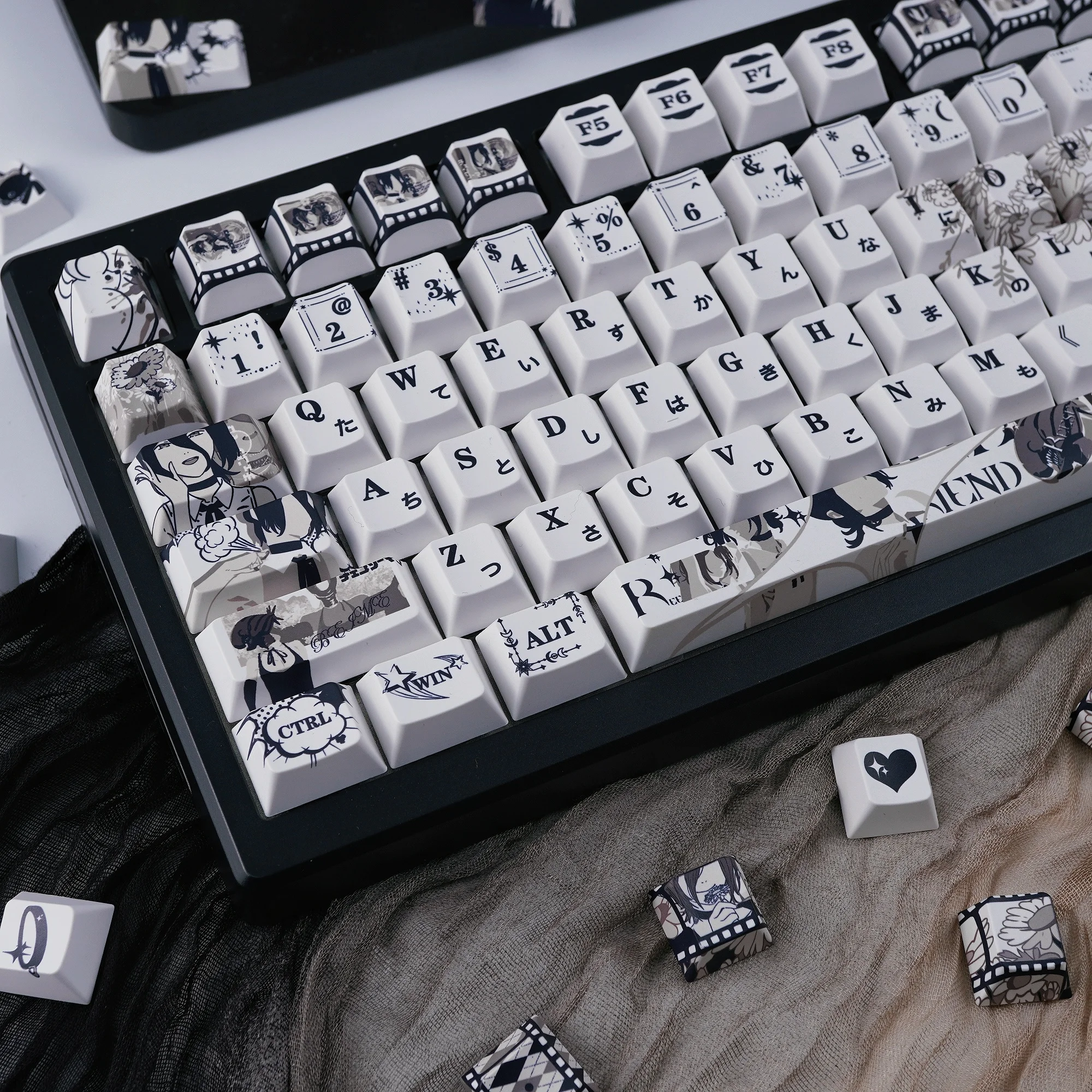 

Reze Keycaps Chainsaw Man Theme Anime PBT Sublimation Keycaps Cherry Profile Black White Comic Style Mechanical Keyboard Key Cap