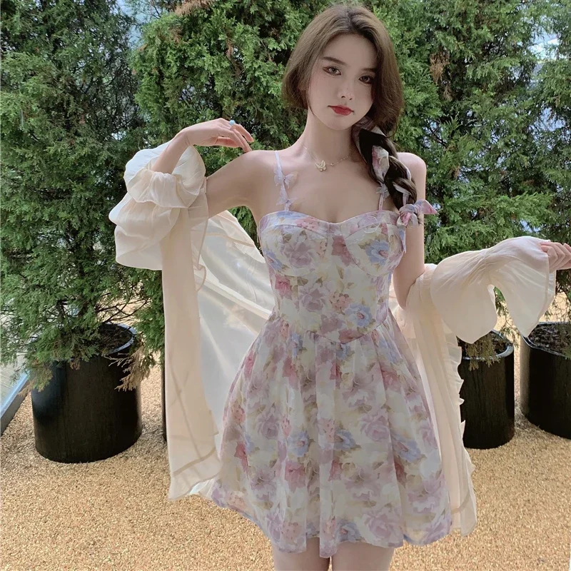 A-line Dress Women Summer Floral Romantic Retro Elegant Holiday French Style Ladies Design Slim Beach Sundress Fashion Ins New