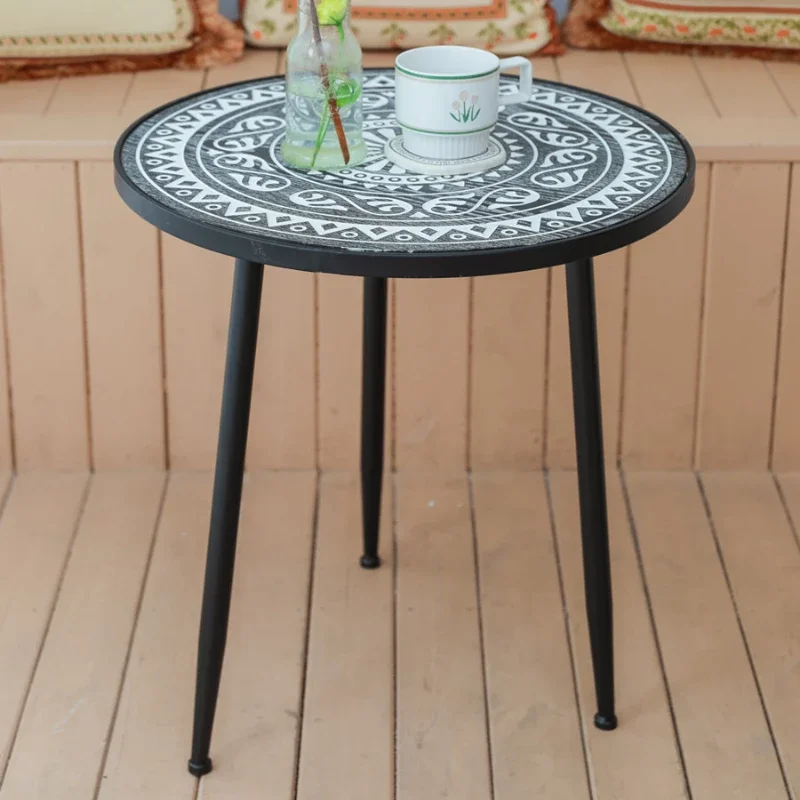 

Nordic Small Round Desk, Moroccan Carved Iron, Industrial Style Solid Wood Coffee Table, Simple Tea Table, Compact Furniture