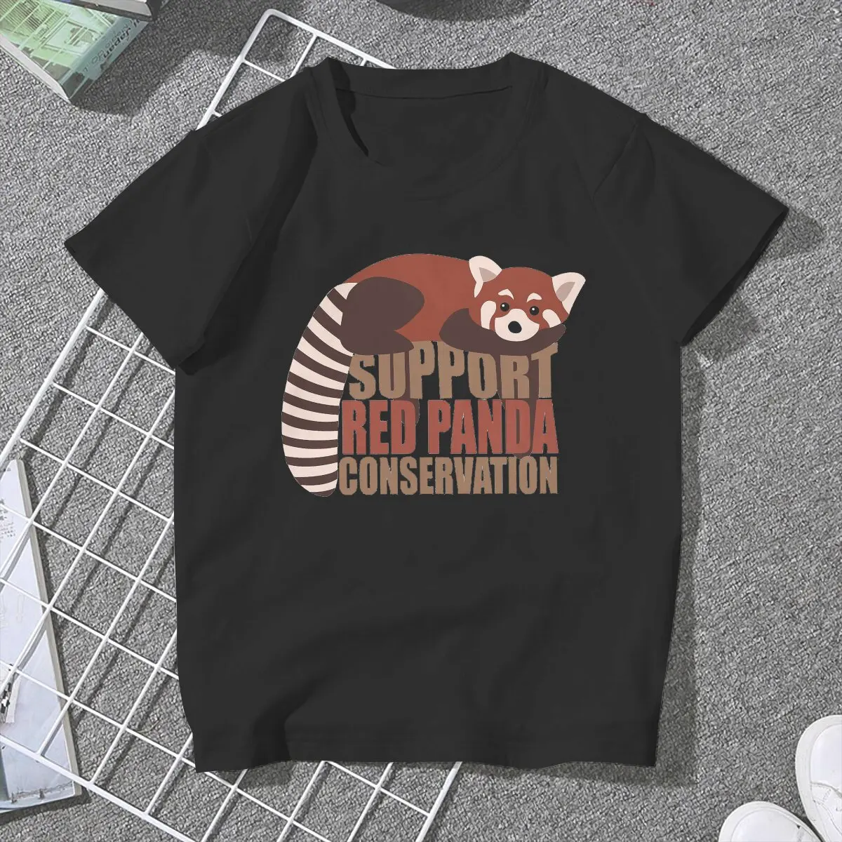 Conservation Design Classic Women Clothing Red Panda Graphic Female Tshirts Vintage Gothic Loose Tops Tee Girls Streetwear