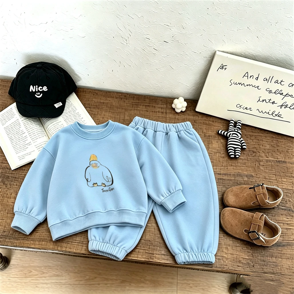 Hoodie mit Bananen- und Apfel-Print, einfarbige Jogginghose, 2-teiliges Set für Kinder, lässige, lockere Pullover mit Rundhalsausschnitt, Allround-Hosen für den Herbst. – Detail 2