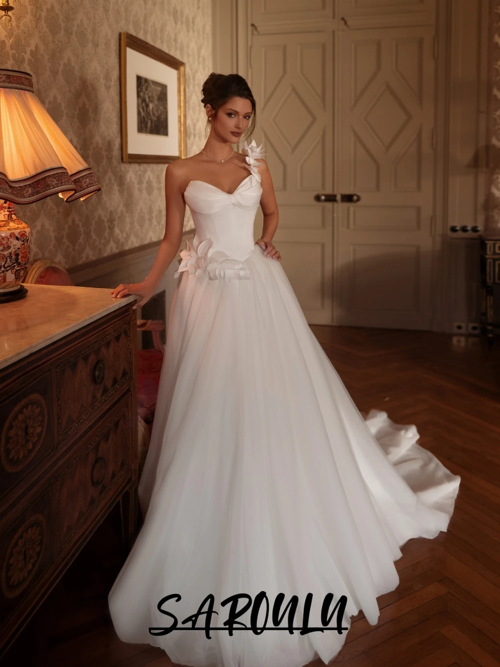 

Graceful Sheer Flowered Strap Wedding Dress Fairytale A Line Court Train Bride Wear Simple Sweet Corset Buttons Back Bridal Gown
