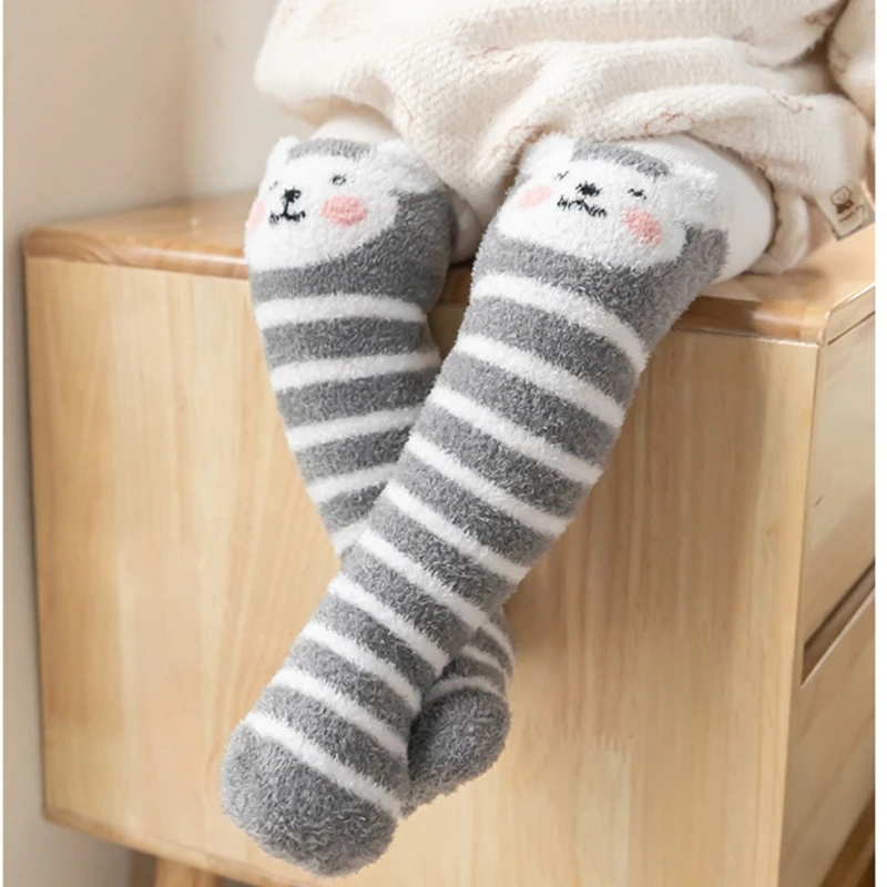 Winter-Overknee-Socken für Kinder mit dickem Futter, Cartoon-Streifenmuster, Oberschenkelhohe Socken für Kleinkinder von 0–3