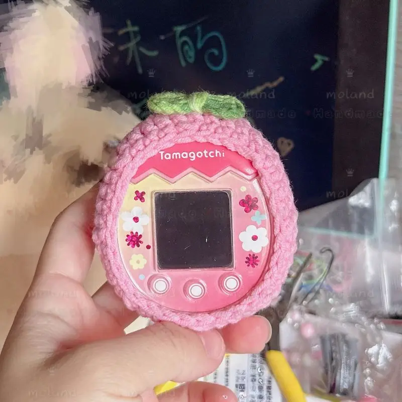 

Tamagotchi Paradise Kawaii Color Yarn Protective Cover Toy Accessory Shell for Collectible Figures