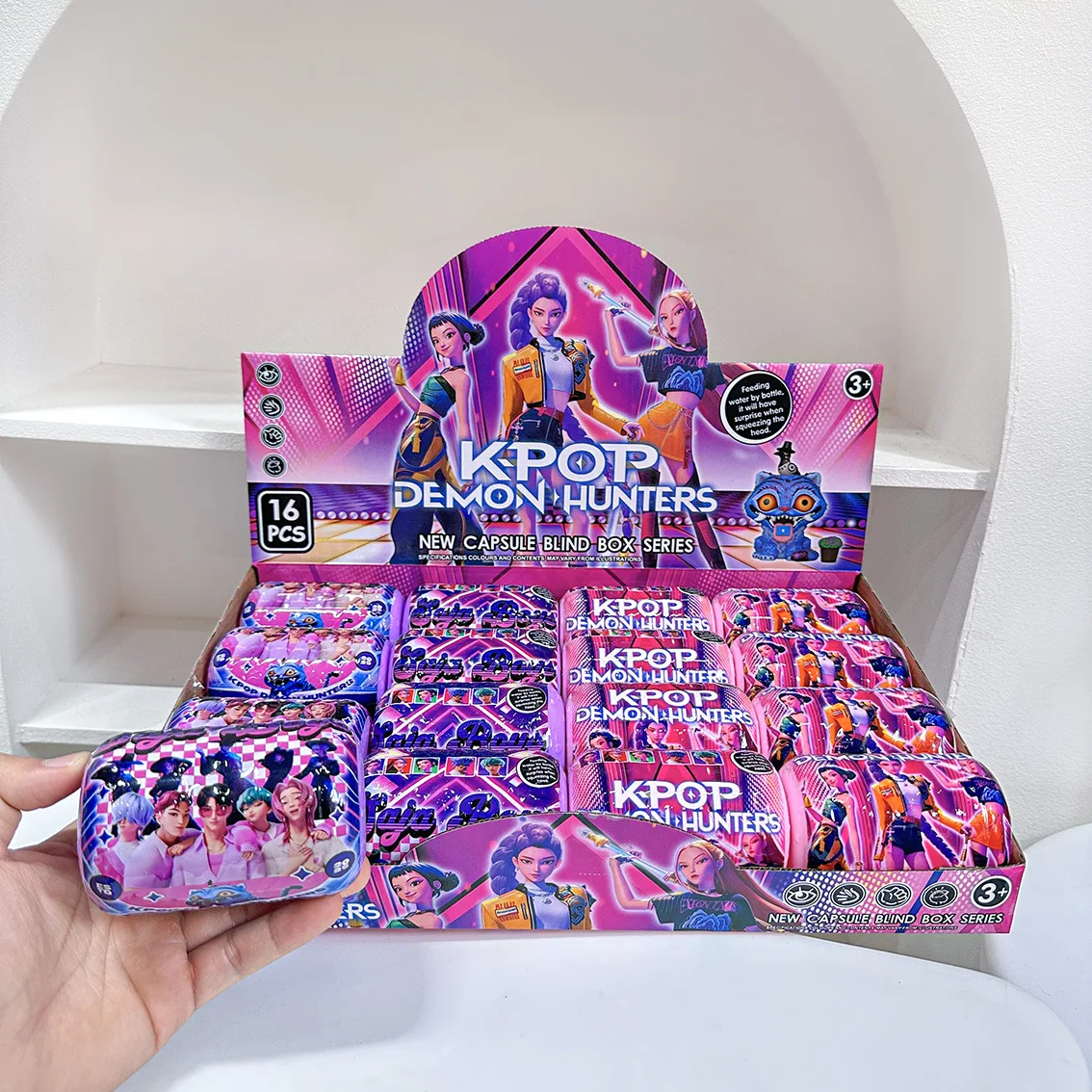 NOWE 1 szt./16 szt. Figurki Kpop Demon Hunters w kapsułce, anime blind box, niespodzianka, zawieszka do plecaka, breloczek, lalka na sznurku, zabawka dla dzieci, prezent