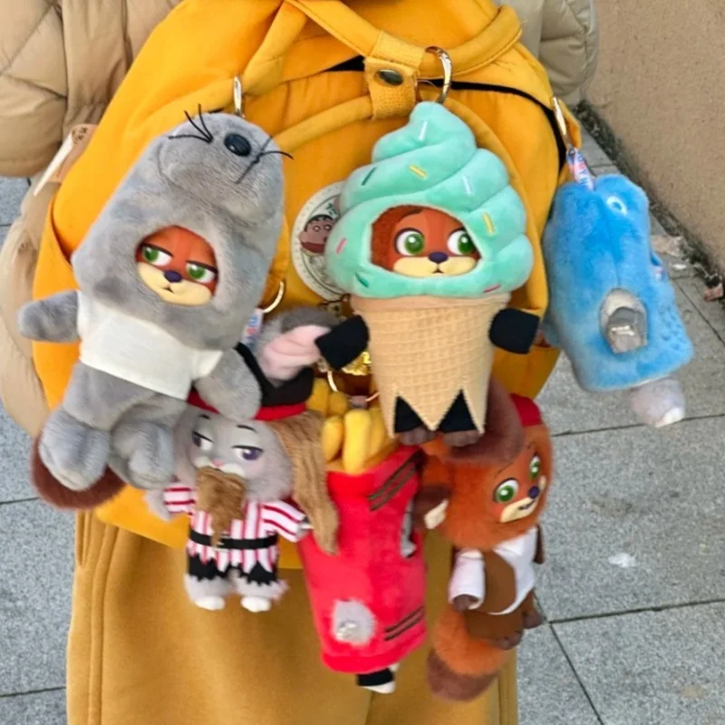 

В наличии Новая Toptoy Zootopia Лучшая маскировка Плюшевая подвеска Слепая коробка Художественная игрушка Фигурка Коллекция Украшение Орнамент Модель Игрушка в подарок