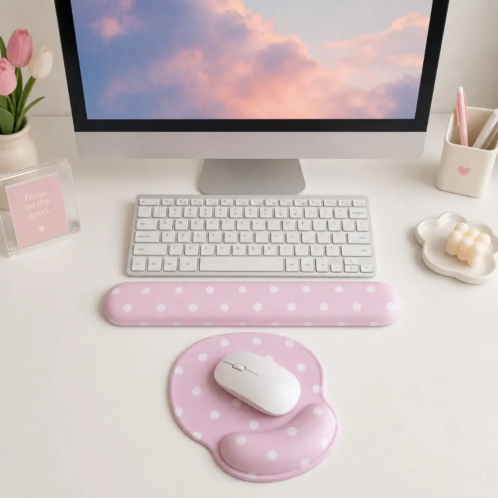 Silicone Polka Dot Mouse Pad Set Memory Foam Non Slip Base Keyboard Wrist Rest Soft Ergonomic Wrist Rest Support for Workspaces
