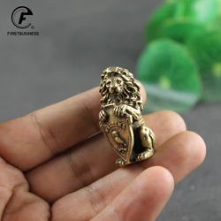Antique Bronze Welcome Shiled Lion King Statue Home Feng Shui Decorations Lucky Copper lion Miniature Figurines Table Ornaments