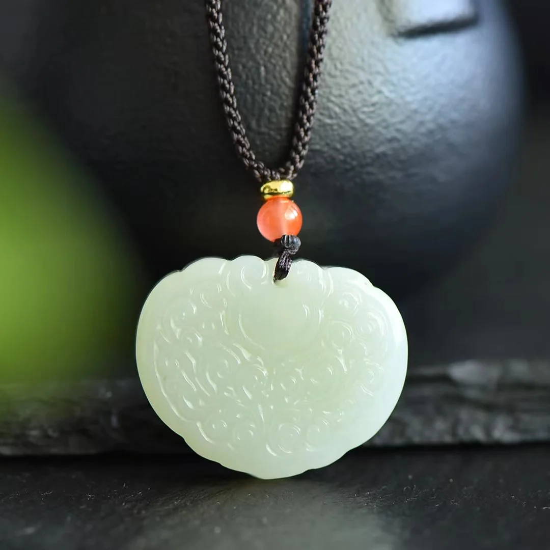 Exquisite Hetian Jade Peaceful Ruyi Lock Pendant Jewelry 4077#