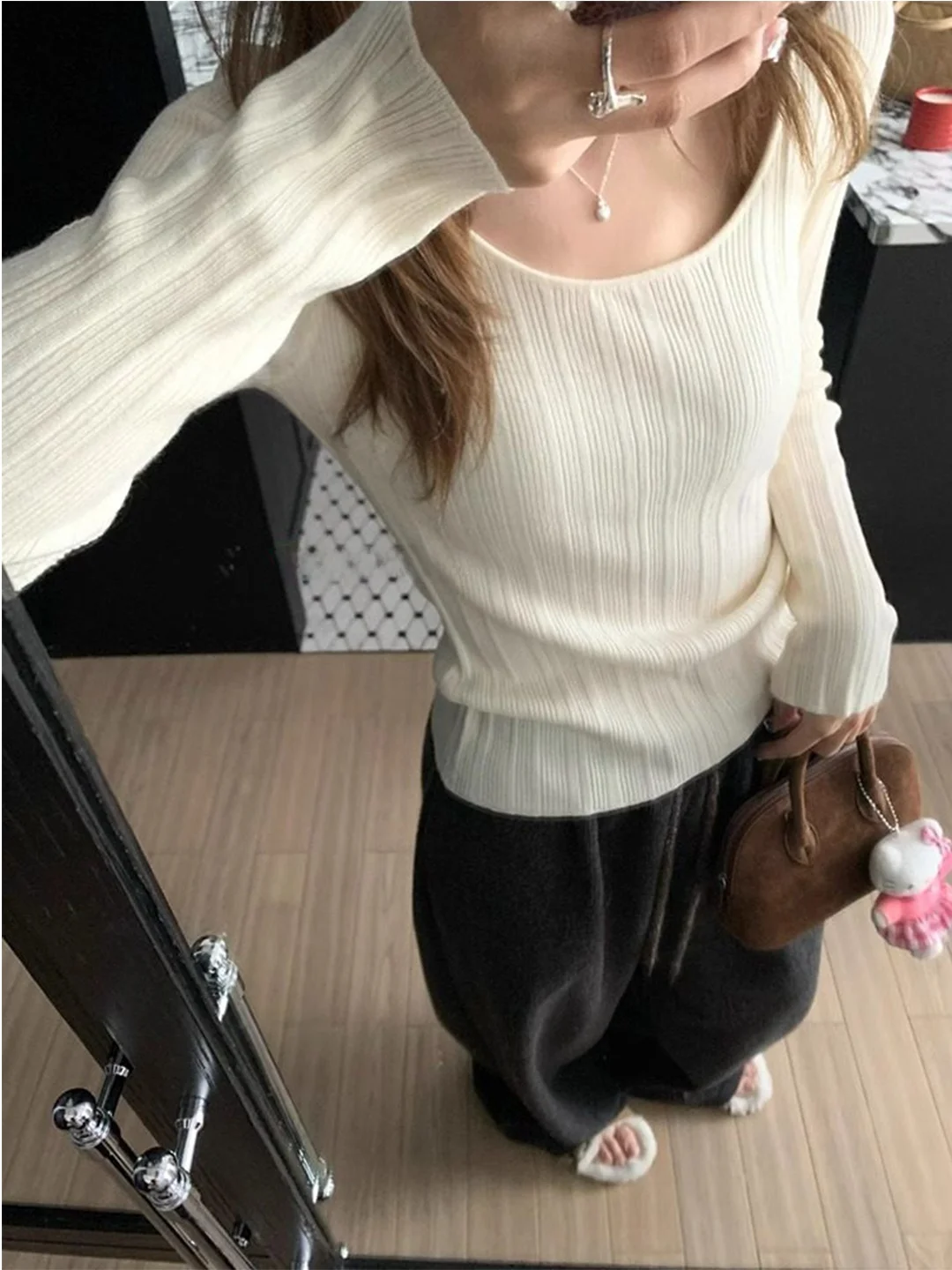 Comfortable U-Neck Long Sleeve Base Layer T-Shirt Women's Spring Autumn New Korean Style Slimming Casual Knitted Shirt