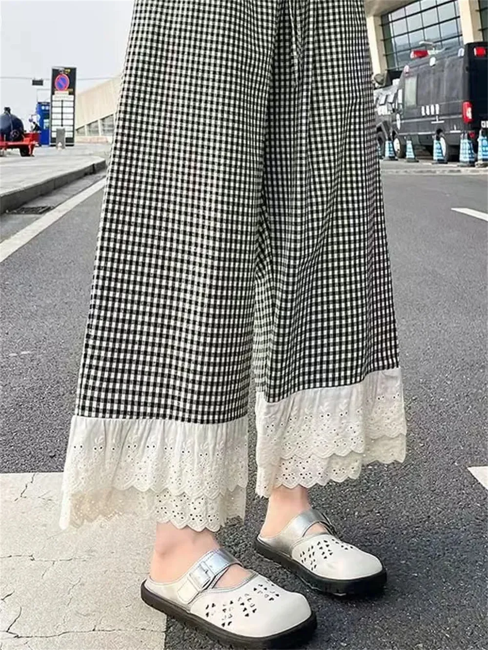 Plaid Ruffle Lace Edge Patch Wide Leg Pants Japanese Students Girls Loose Casual Summer Pants Black White Grid Thin Trousers