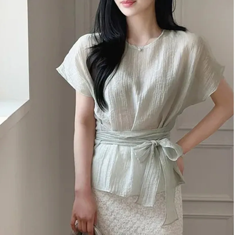 Elegant Summer Lace Shirt round Neck Ribbon Waist Slimming Texture Top Casual Style Short Sleeve Women's Fashion
