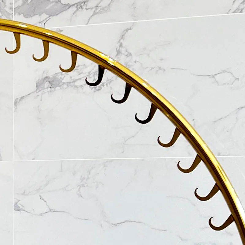 customized.High Quality C Shape Clothing Stand Clothes Hanger Island Shelf Unique Semicircle Garment Rack