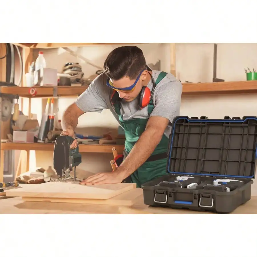 Cassetta degli attrezzi impilabile con piccolo organizer blu e divisori per sistema di archiviazione modulare