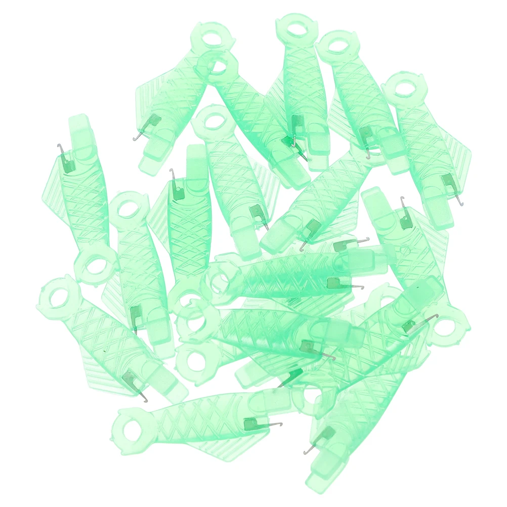 

30 Pcs Threader Fish Mouth Sewing Tool for Cross Stitch Embroidery Sewing Machine Threader For Crafts Projects Projects Small