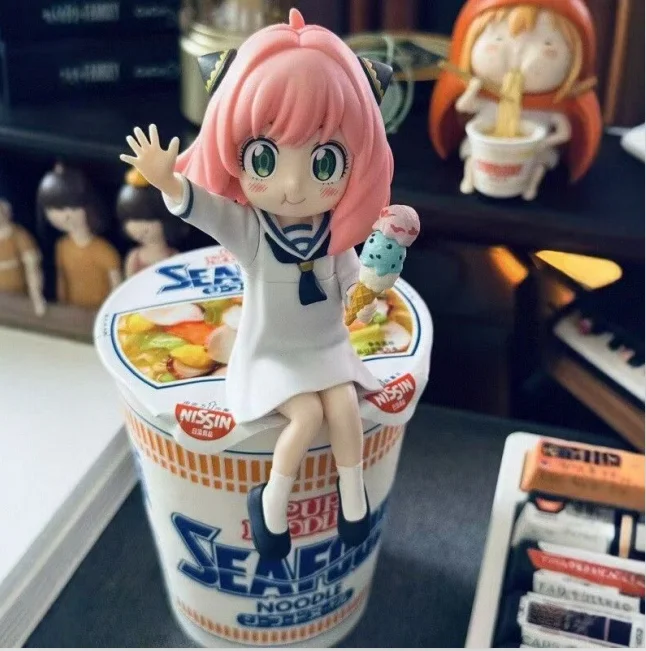 SPY×FAMILY Anya Forger con helado tapón de fideos Anime figuras de acción de juguete 13CM
