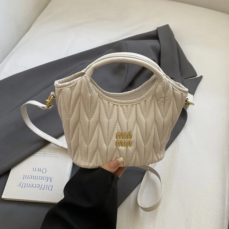 

Luxury Women's Hand Bags Made Of Premium Leather Boasting Trendy Vintage Design And High-End Look​