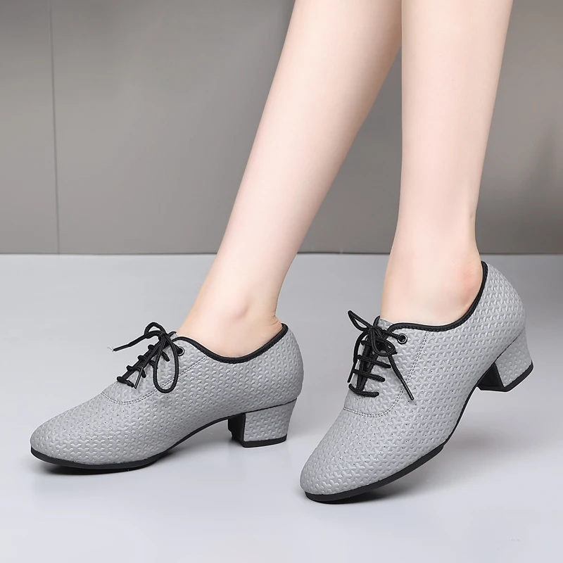 Women Dance Shoes Ladies Jazz Latin Dancing Adult Ballroom Salsa Tango Shoes Female Middle Heeled Breathable Training Sneakers