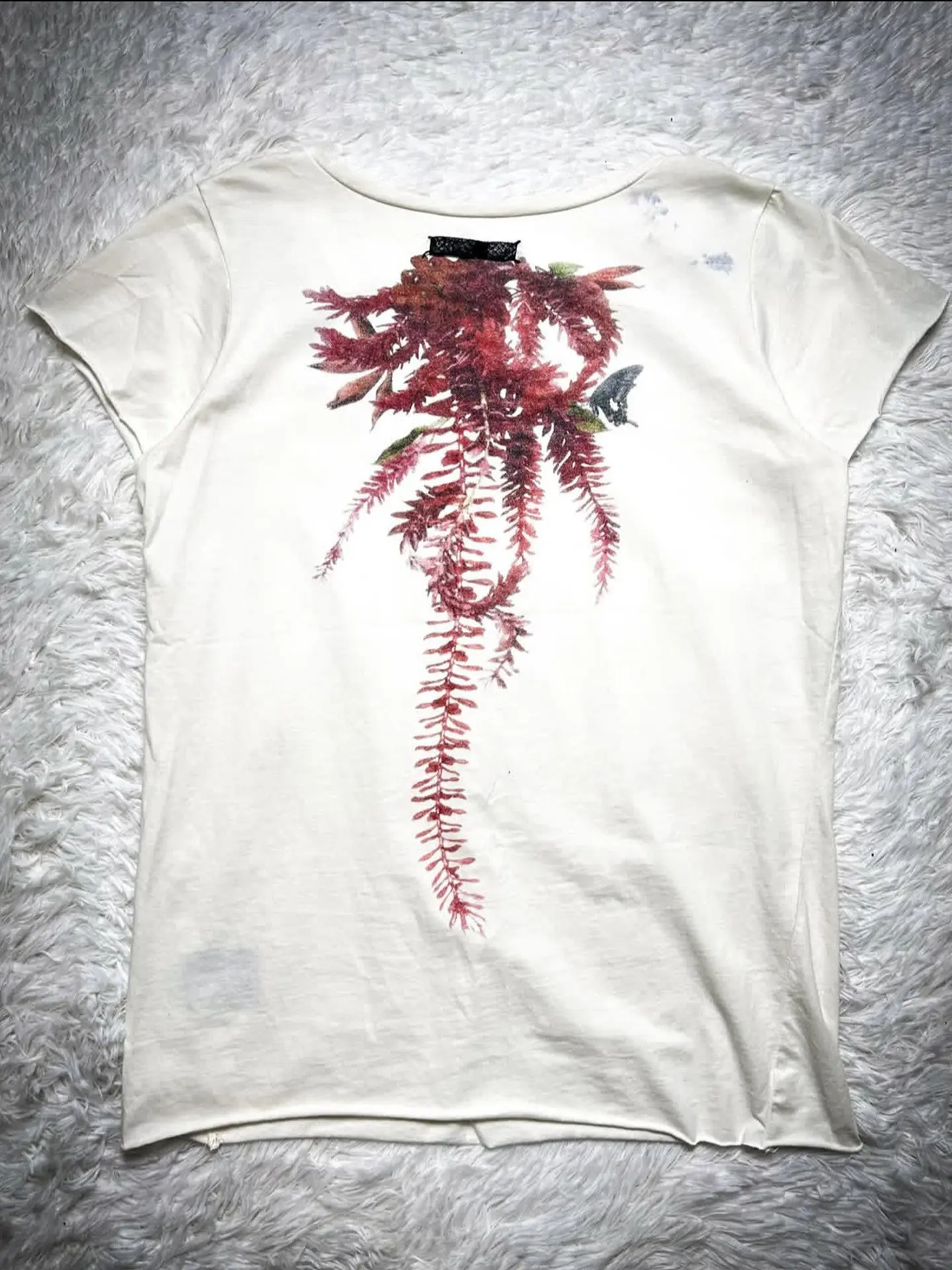 Ifsixwasnine Visual White V-Neck Floral Short Sleeve Printed T-Shirt