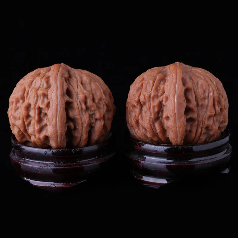 Men's walnut hand-held toy grinding disc blunt tip dense grain short stem large belly round lion head official hat