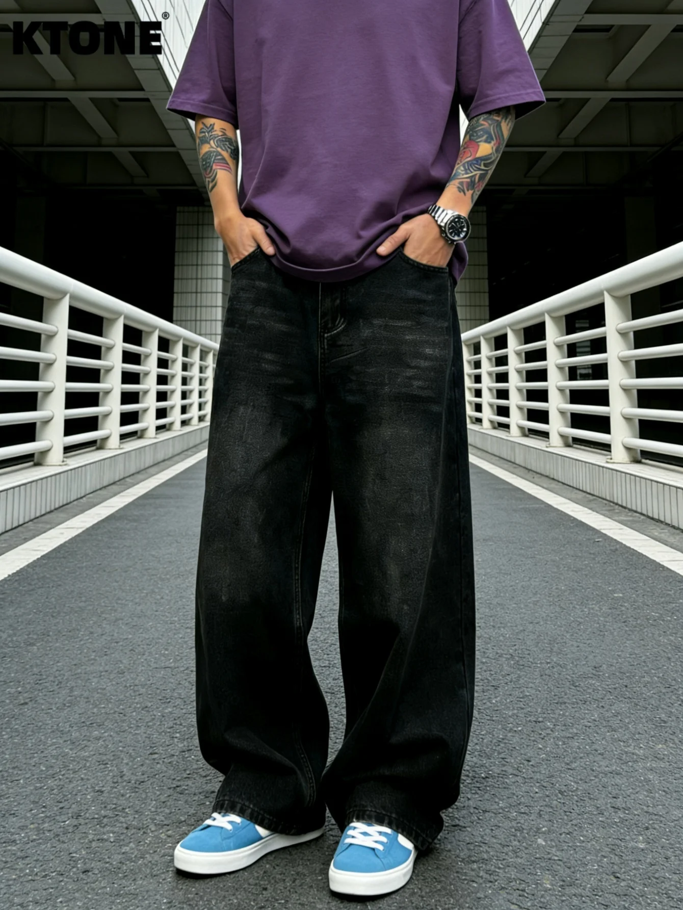 

All-season Versatile Men's Light French Lazy Style Wide-leg Jeans for coffee Lounging Ideal Gift