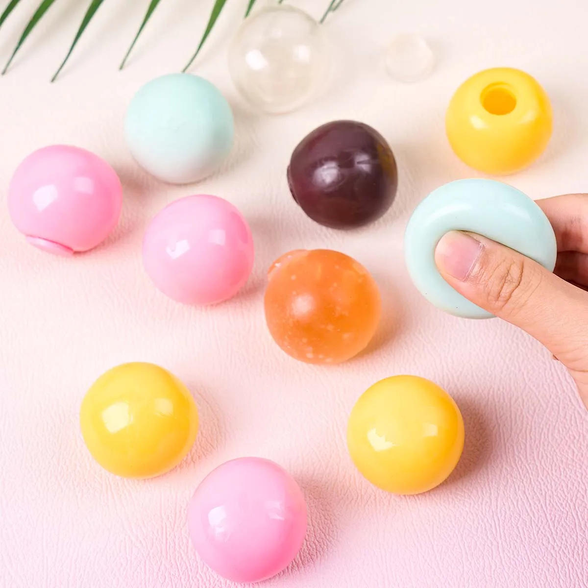 5 Stück Bunte TPR Leere Ballhüllen DIY Quetschbare Handgemachte Hohle Kugelhülle Befüllbare Stressabbau-Bastelzubehör – Detail 3