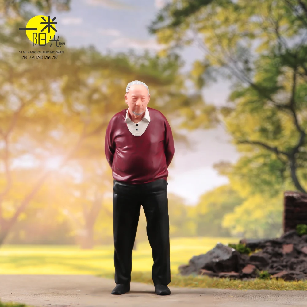 Miniatures Figures 1/87 1/64 1/43 1/24 Walking Elderly Figure Model Diorama Dolls Creative Photography Scene Prop For Cars Toys