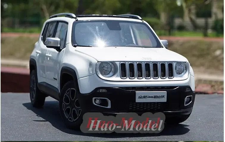 New 1:18 For GAGC Fiat Jeep Renegade Alloy Diecast Metal Car Model Kids Birthday Gifts Hobby Display Collection Ornaments White