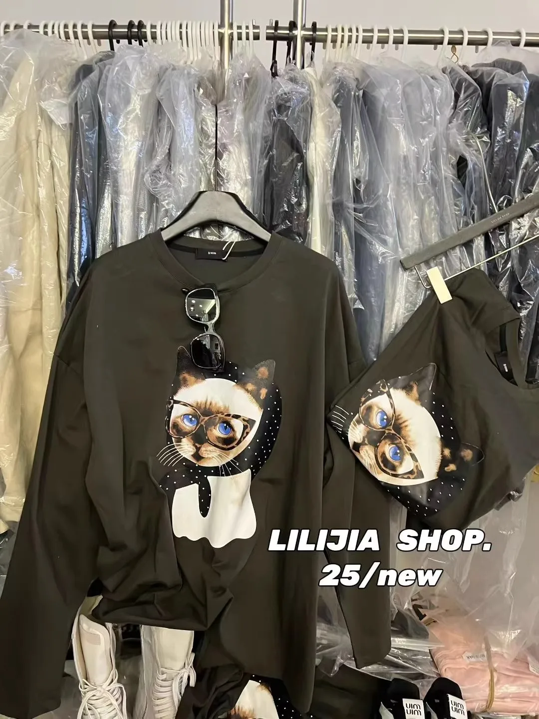 T-shirt lunga allentata con stampa Sve da donna Faionable Casual Versatile Autunno Nuovo arrivo Dongda Gate Girl's Top