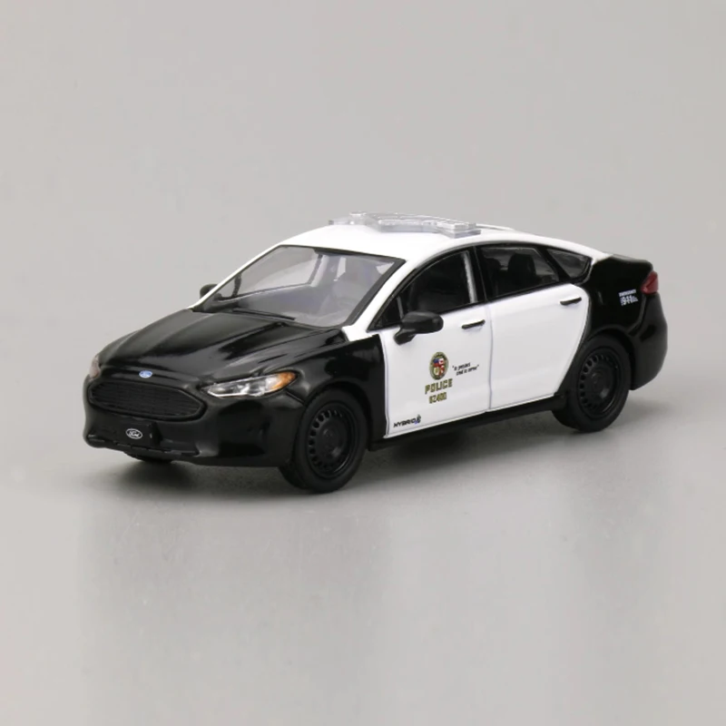 Diecast 1:64 Scale 596 Ford Mondeo New York LAPD Police Alloy Car Model Adult Colletcion Souvenir Static Display Holiday Gift