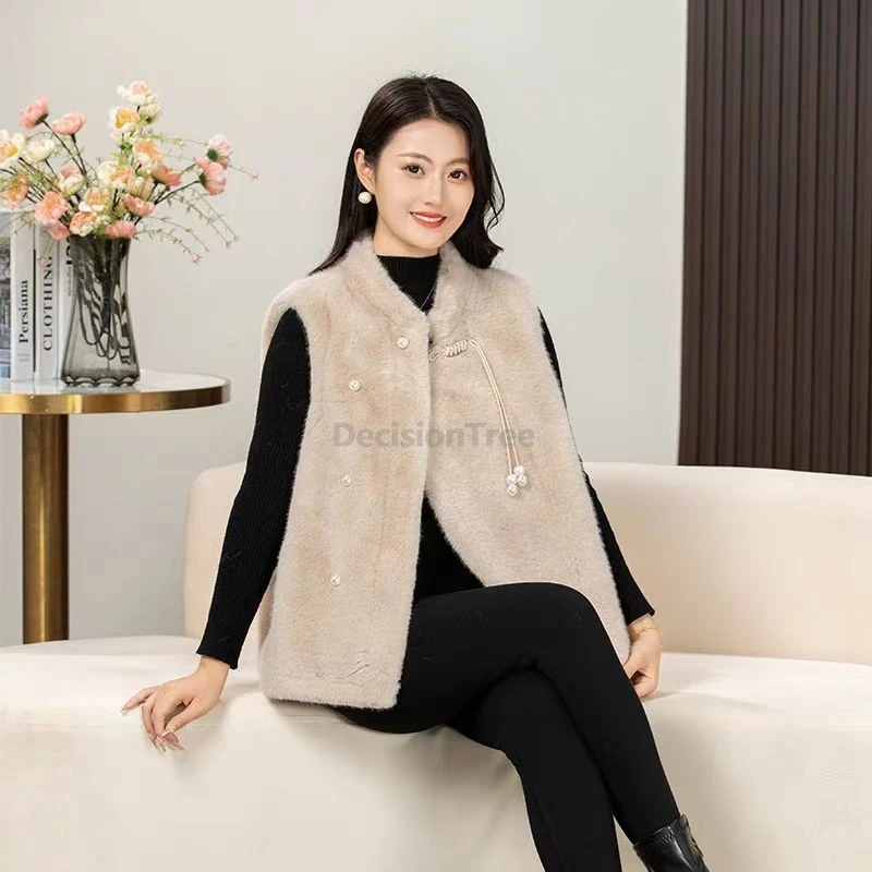 

2026 warm comfortable versatile winter vest retro chinese style improved qipao vest fashionable high end loose leisure waistcoat