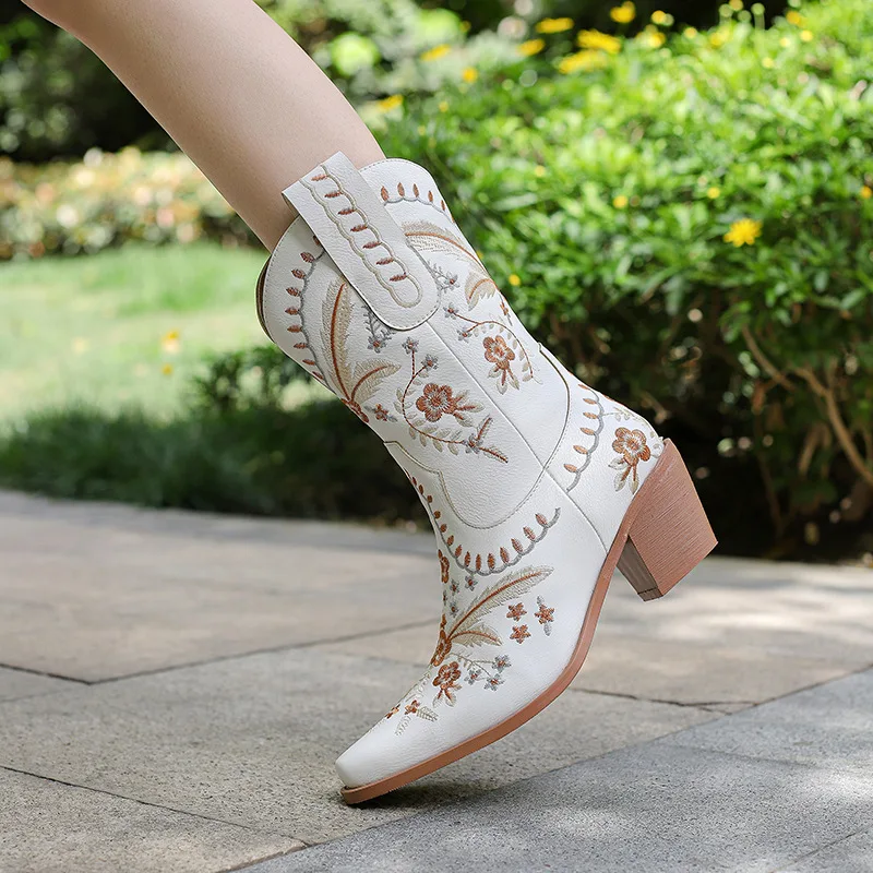 FEMALEAN 2023 Embroidery Santiag Winter White Pointed Toe Texana Women Western Cowboy Ankle Boots Ladies Shoes On Offer