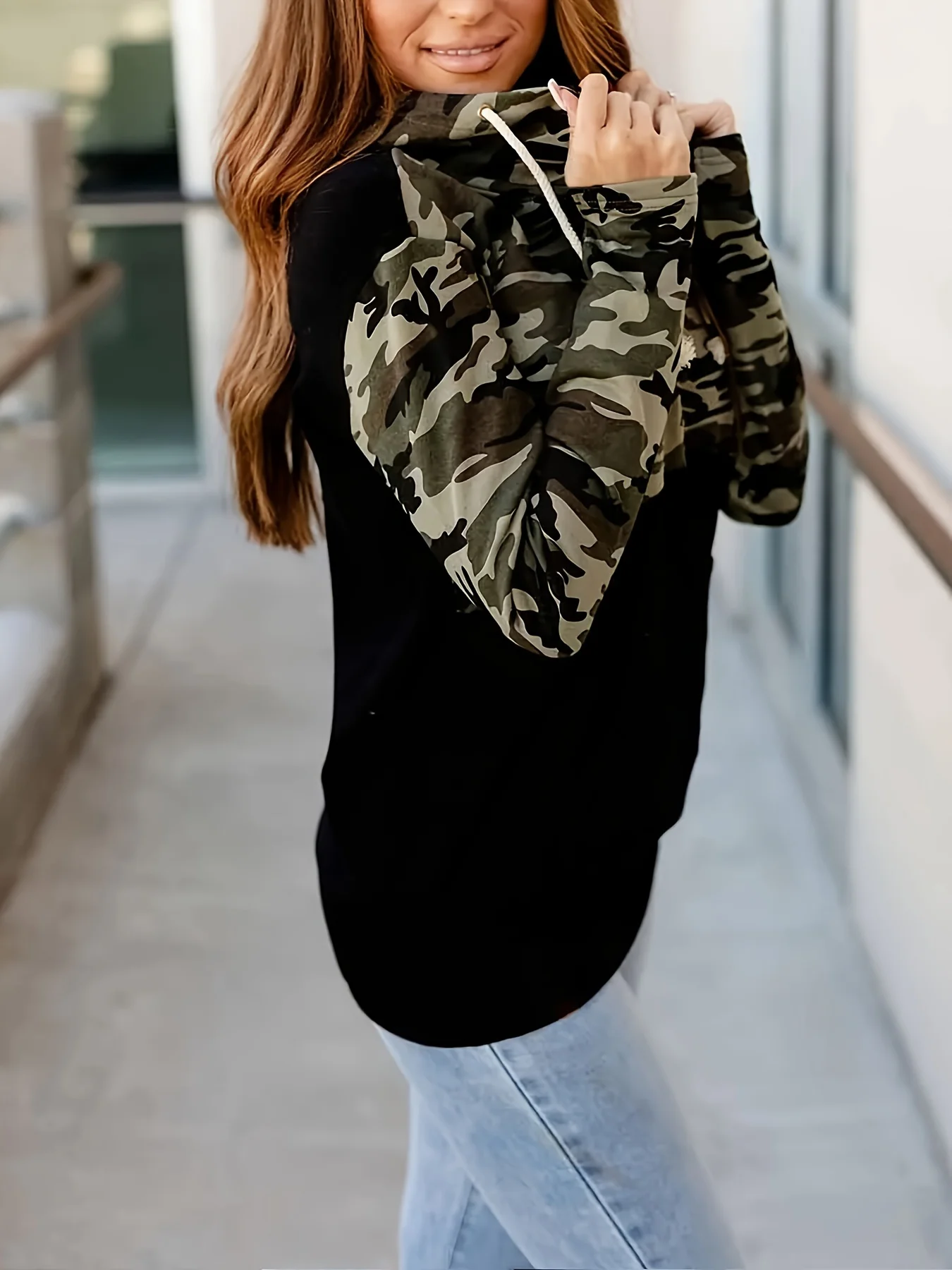 Plus Size 1XL-5XL Women’s Fashion Drawstring Hoodie Ladies Casual Long Sleeve Pocket and Camo Print Women Stitching Hoodie
