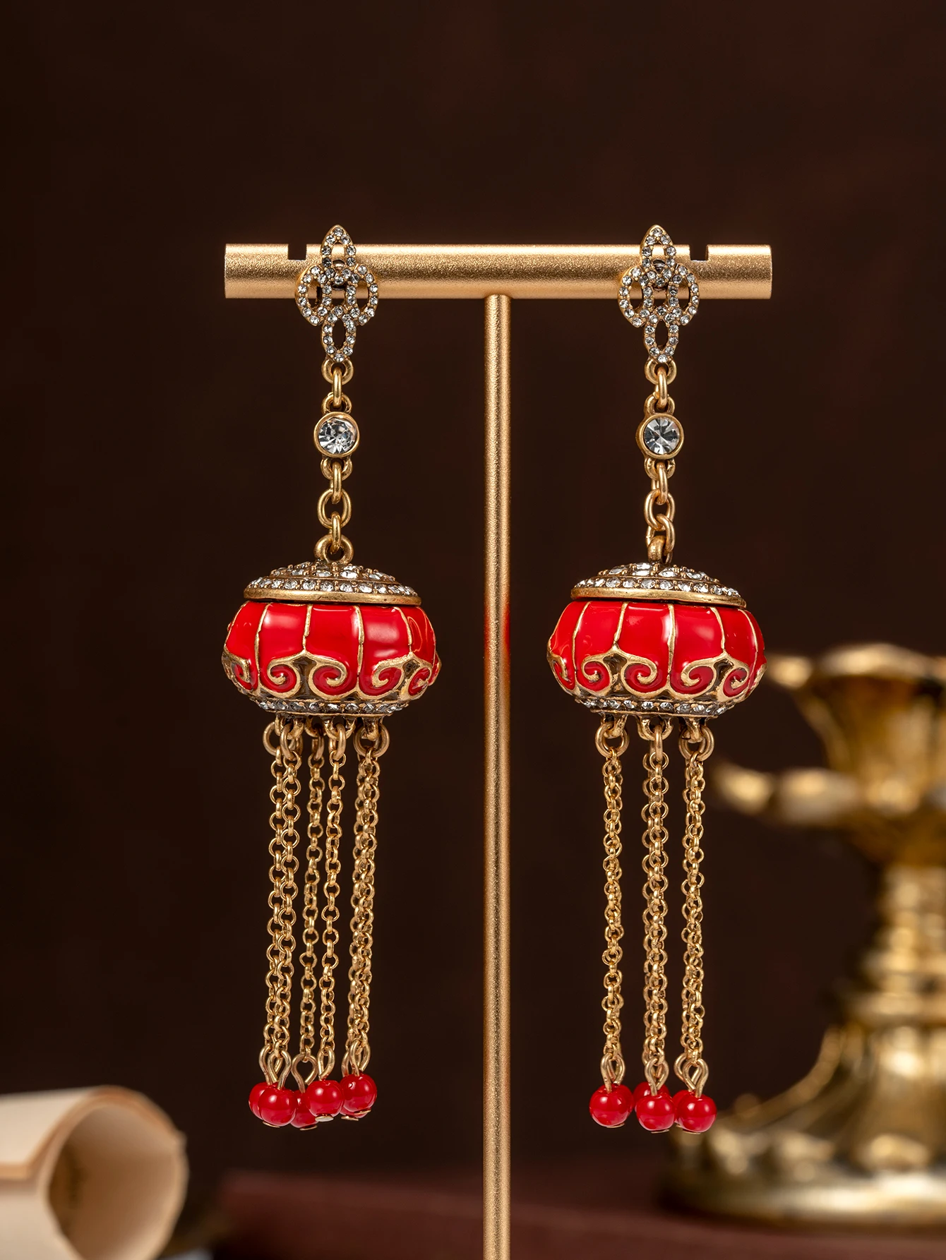A Pair of Vintage Chinese-Style Red Enamel-Encrusted Diamond-Embellished Red Lantern Long Earrings for Daily Wear, Parties, and Gifts
