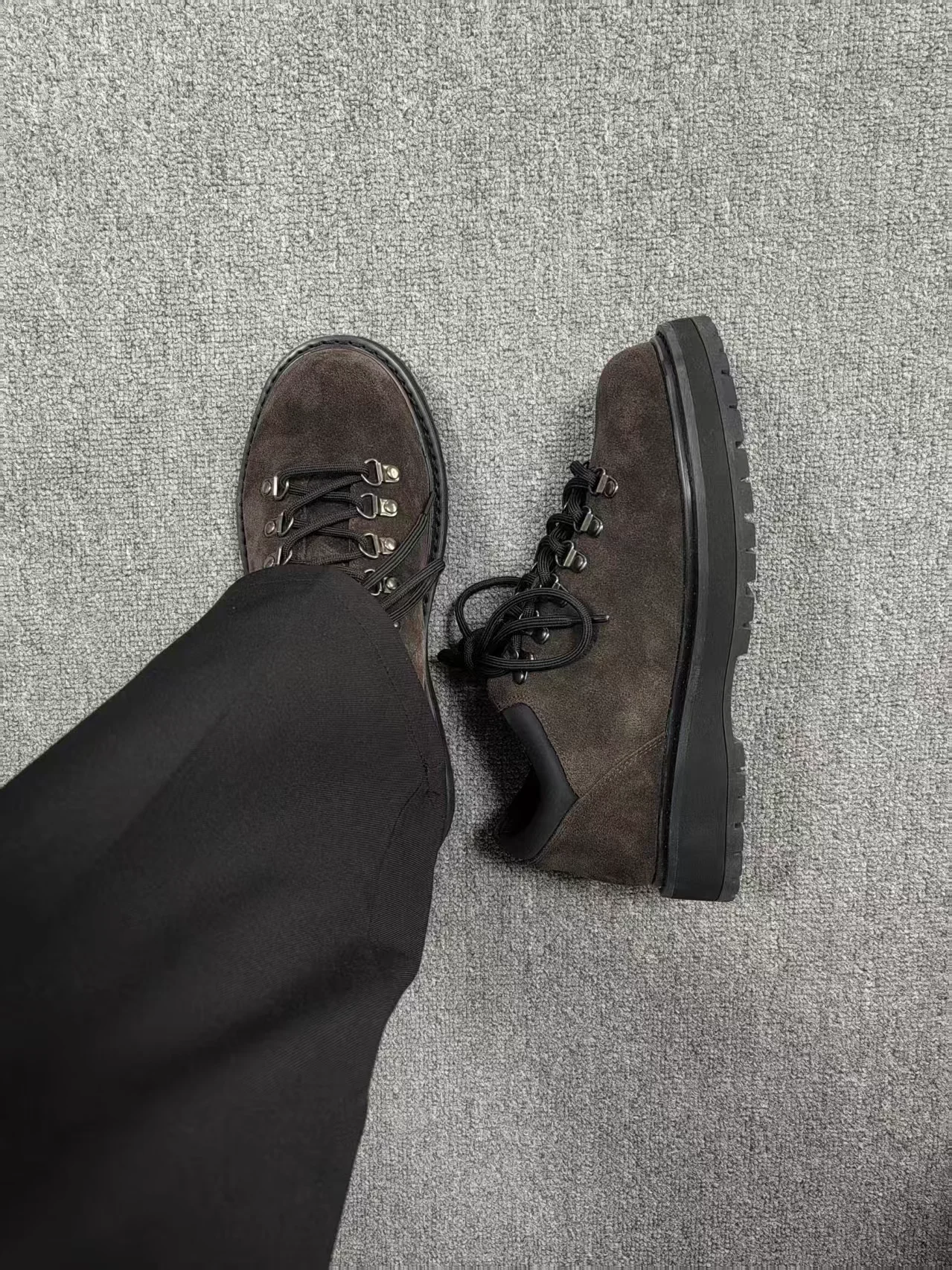 2025 New shock-absorbing sneakers men and women's models high rebound platform hiking shoes non-slip lightweight running shoes