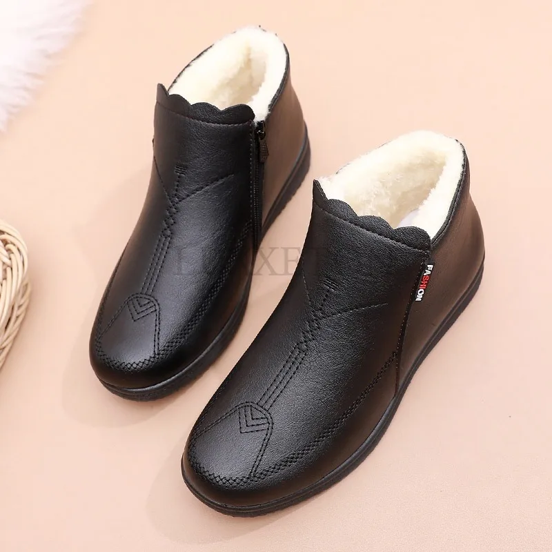 Flat Bottomed Low Heeled Round Toe Mother Shoes Elderly Cotton Shoes Soft Soled Anti Slip Short Boots Plush and Warm Snow Boots