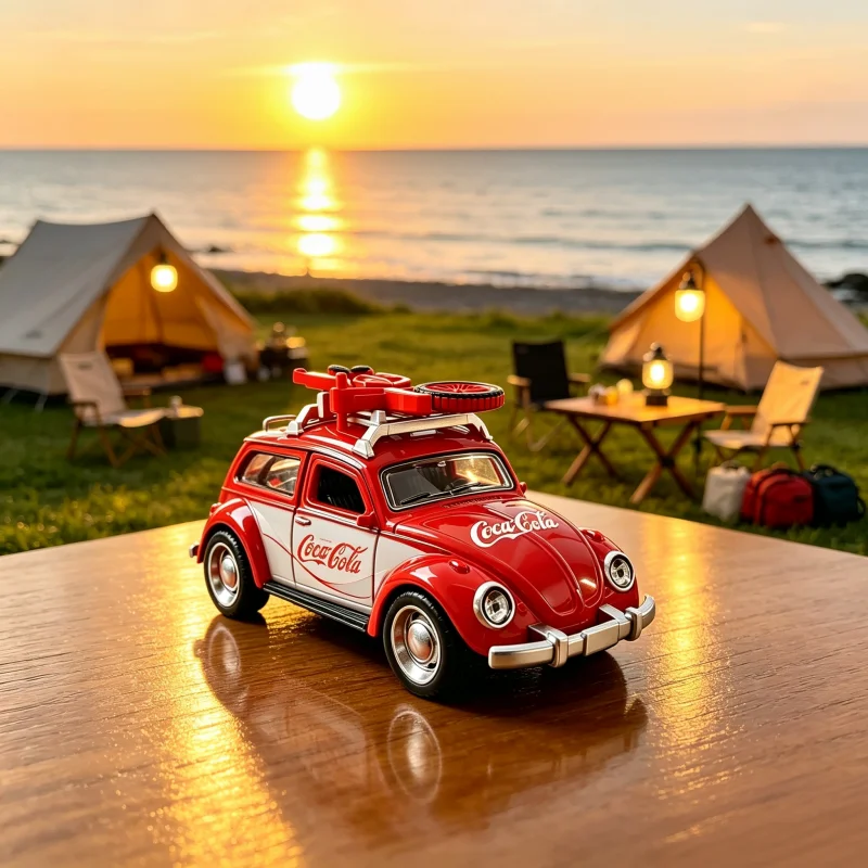 Retro Beatles-style alloy pull-back toy car, travel-themed model with a roof rack and opening doors, 1:32 scale collectible deco