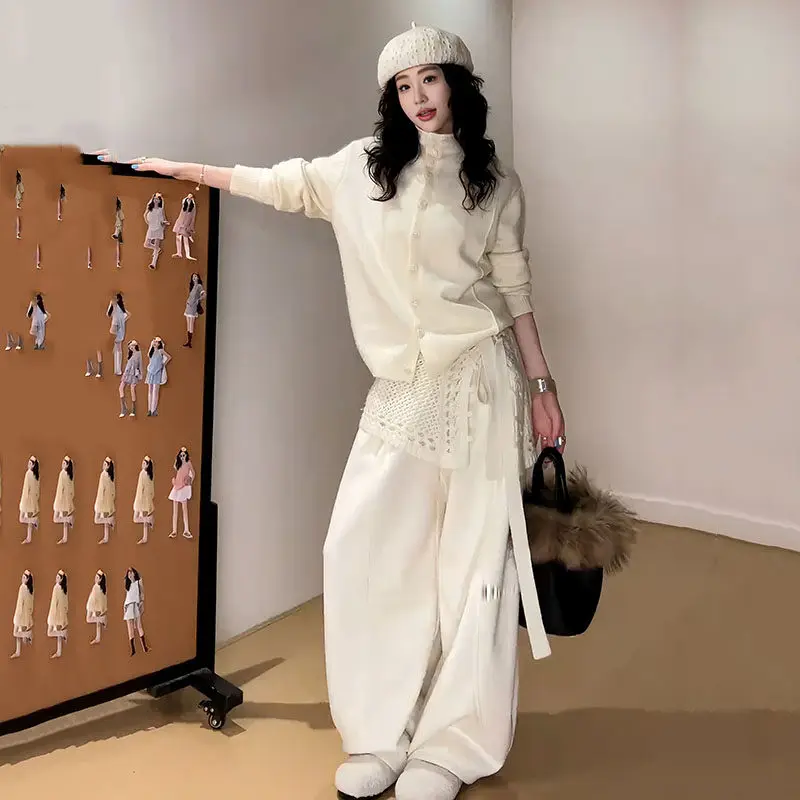 Falda de punto calada de talla grande para mujer, nueva colección otoño-invierno, falda de capa base moderna que cubre la cadera, falda acampanada.