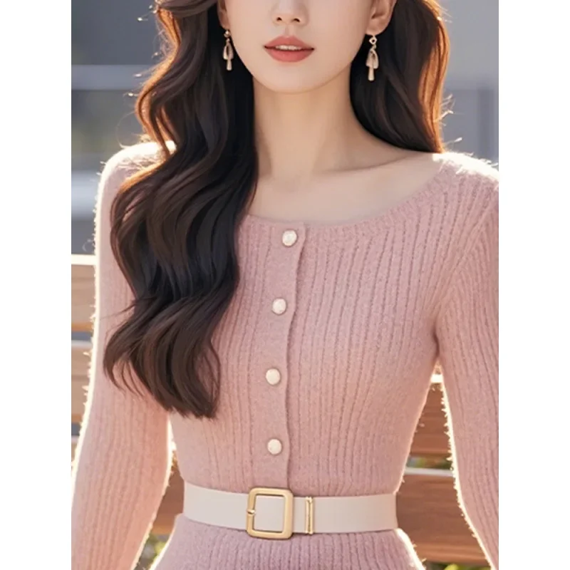 2024 Autumn/Winter New Elegant Tweed Pink Knit Dress Women's High-End Socialite Style Warm Soft Womens Dress