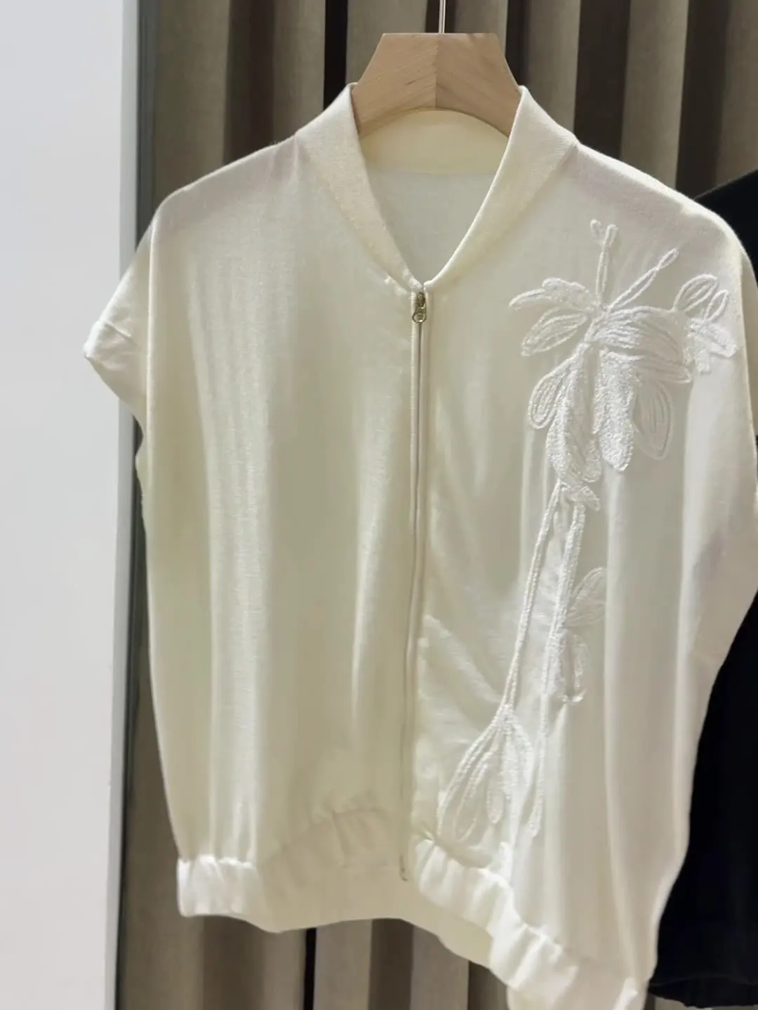 

Новый летний шелковый кашемировый вязаный топ на молнии, женский трикотаж