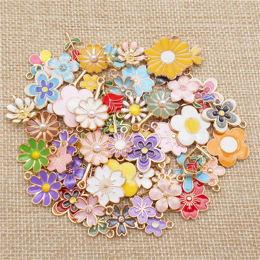 

50PCS Mixed Flowers Enamel Charms Alloy Sunflower Daisy Rose Sakura Pendant For Bracelet Earring DIY Accessory Jewelry Making